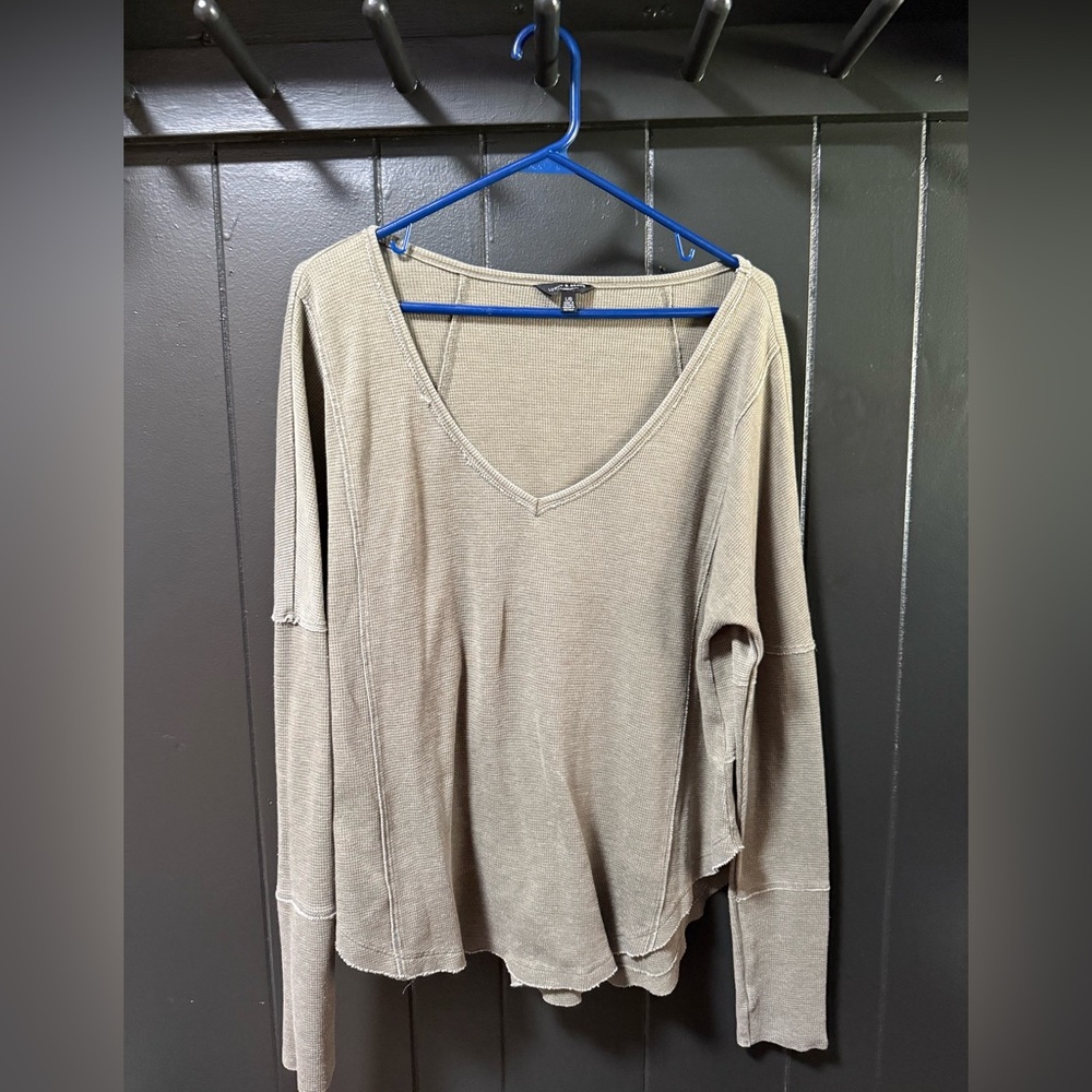 Women's light Greenish/Beige V-Neck Top